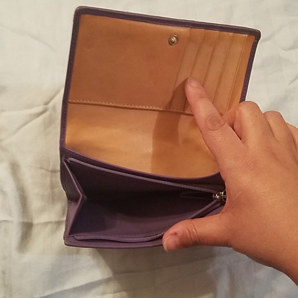 Coach purse and bifold - Picture 6 of 8